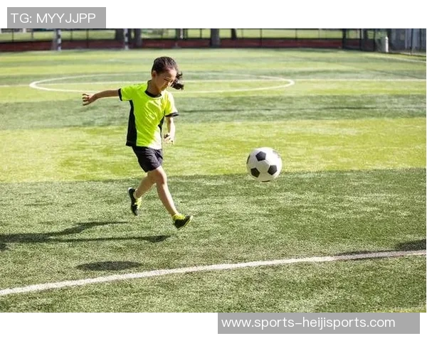 卡罗尔足球:探索足球世界中的激情与梦想之旅 卡罗尔足球:探索足球世界中的激情与梦想之旅