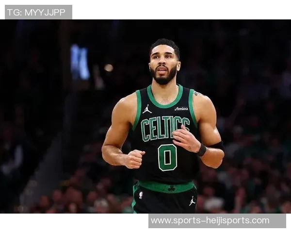 骑士逆转绿军迎九连胜米切尔与塔图姆各自闪耀全场